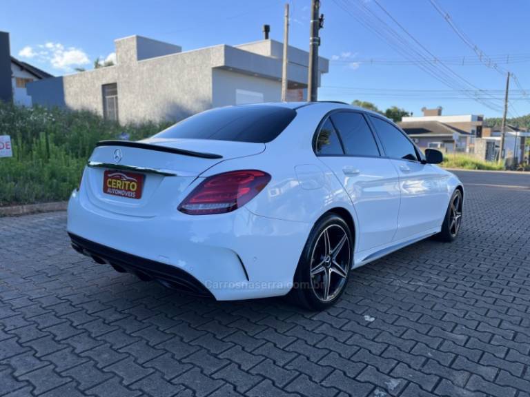 MERCEDES-BENZ - C 250 - 2016/2016 - Branca - R$ 155.900,00