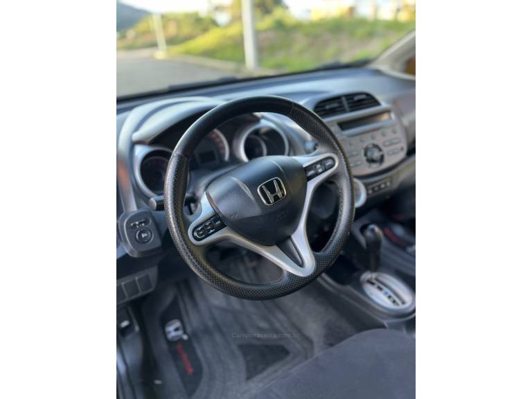 HONDA - FIT - 2010/2010 - Preta - R$ 44.900,00