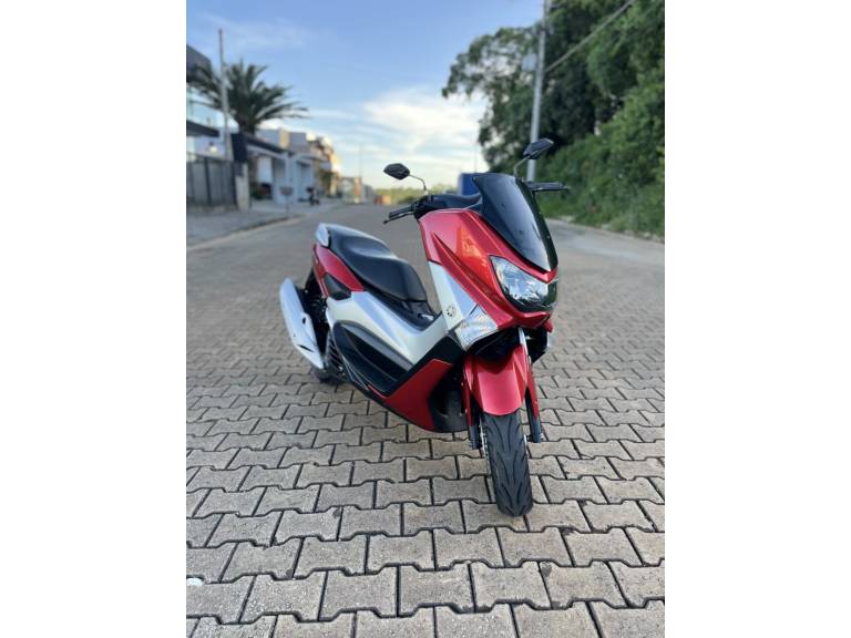 YAMAHA - NMAX 160 ABS - 2017/2017 - Vermelha - R$ 15.900,00